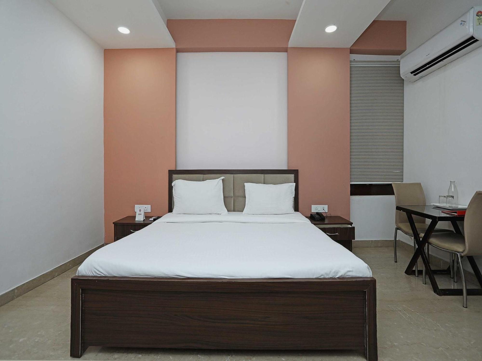 OYO 73780 Hotel Pravin Executive Gangapur  Exterior foto