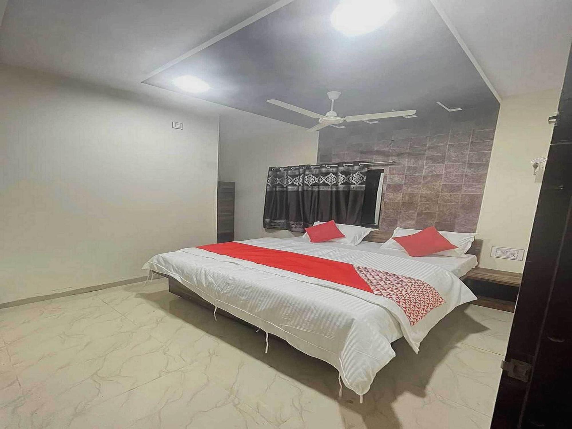 OYO 73780 Hotel Pravin Executive Gangapur  Exterior foto